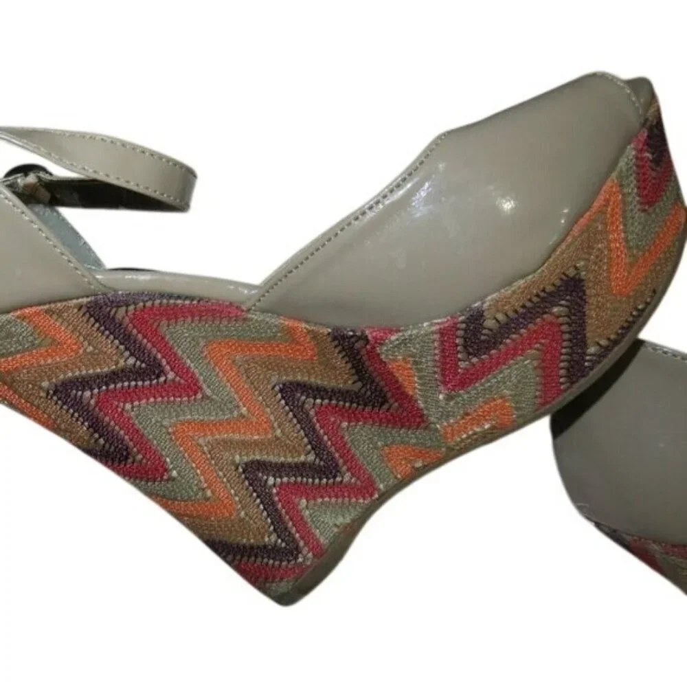 STEVE MADDEN Boho Patent Platform Ankle Strap Wedge Heels Peep Toe Sandals